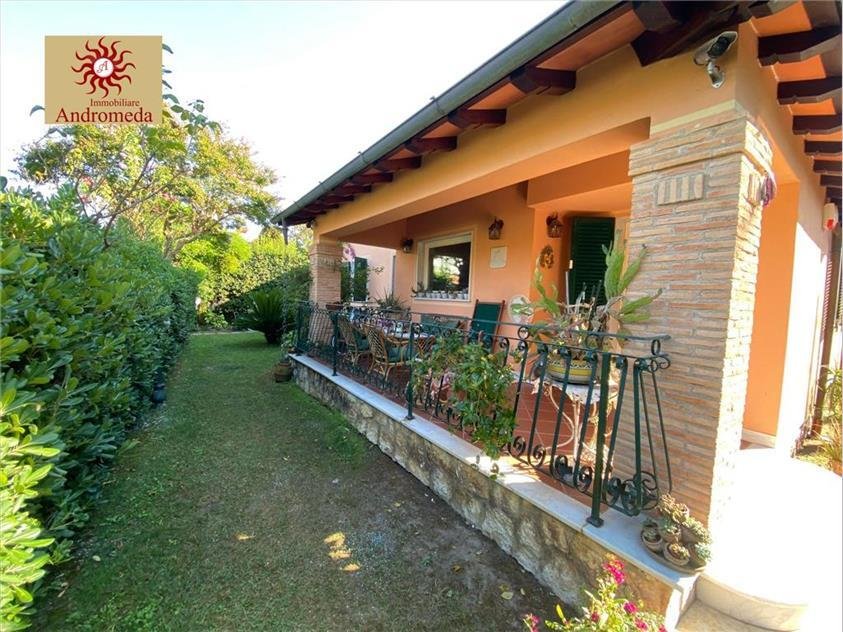 Villa in Center, Forte dei Marmi, Tuscany 2 - 16321401