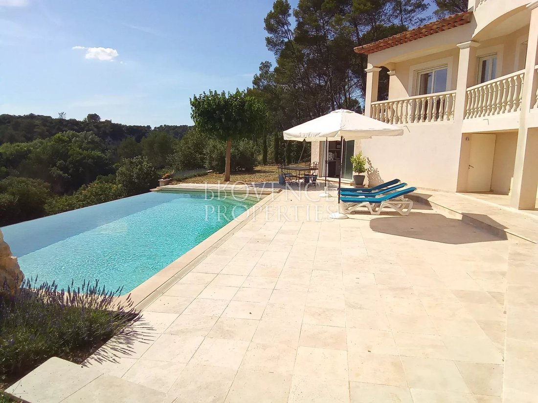 Villa in Barjols, Provence-Alpes-Côte d'Azur, France 3 - 16321847