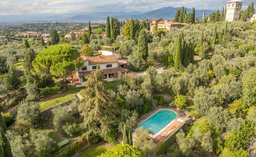 Villa in Pian dei Giullari, Florence, Italy 1
