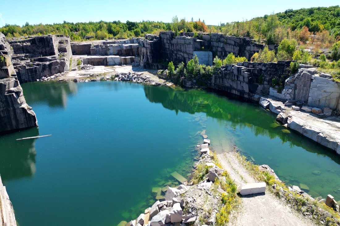 Land in Lac-des-Écorces, Quebec, Canada 4 - 16324003