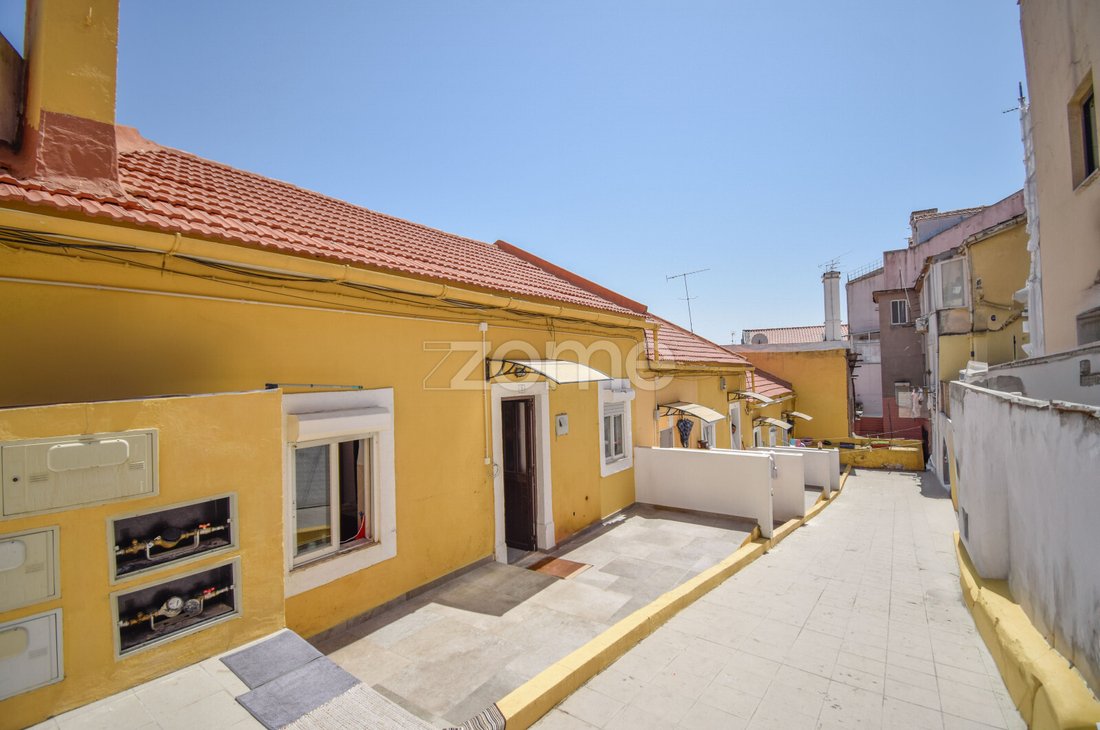 House in Penha de Franca, Lisbon, Portugal 2 - 16323511