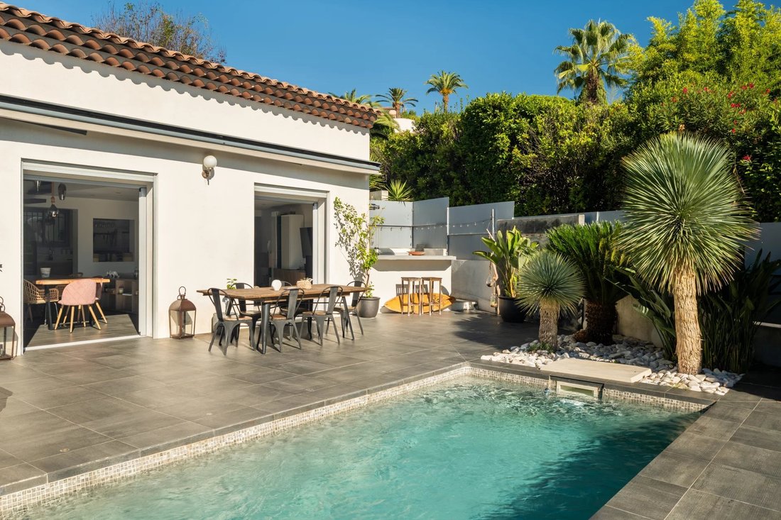 House in Mougins, Provence-Alpes-Côte d'Azur, France 2 - 16321849