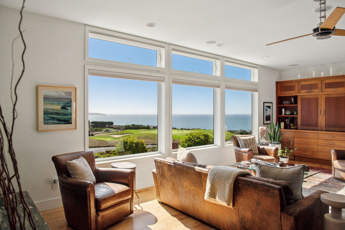 Bodega Bay, California, United States 4 - 16324174