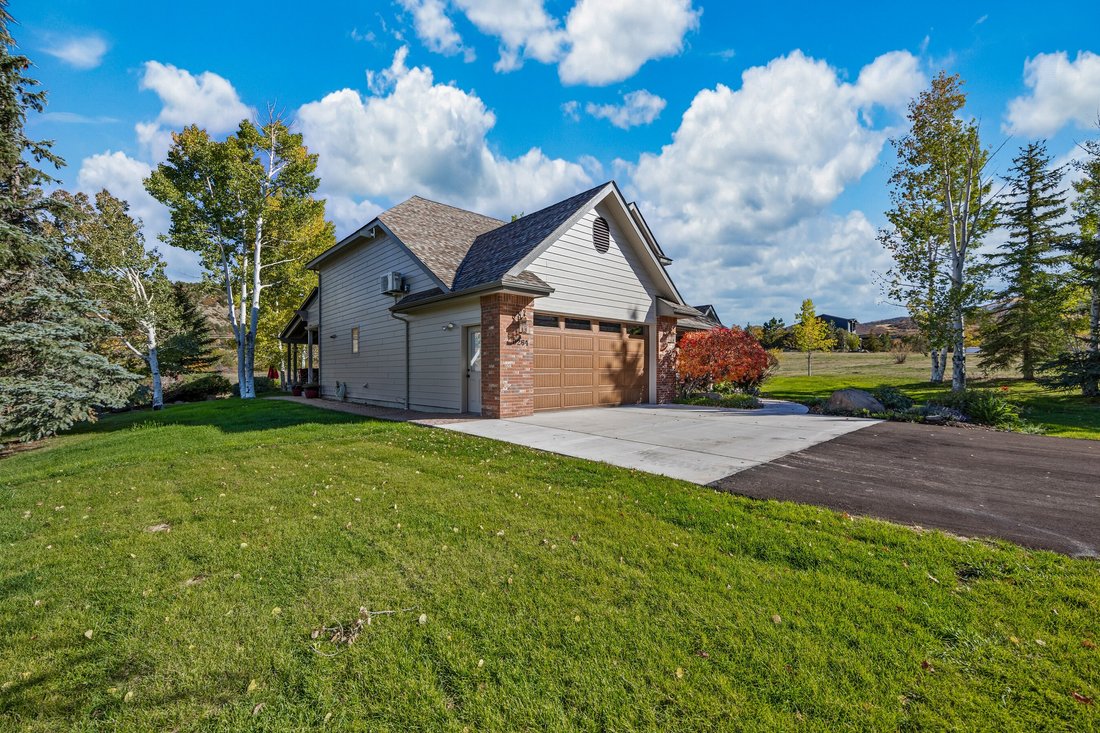House in Glenwood Springs, Colorado, United States 3 - 16321283