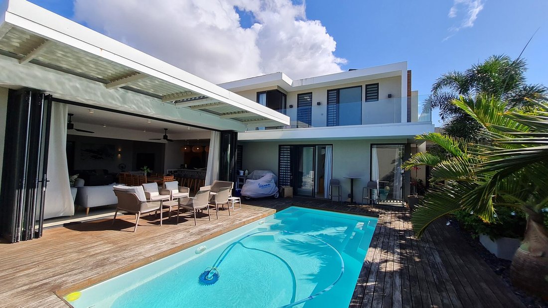 Villa in Grand Baie, Rivière du Rempart District, Mauritius 1 - 16321579
