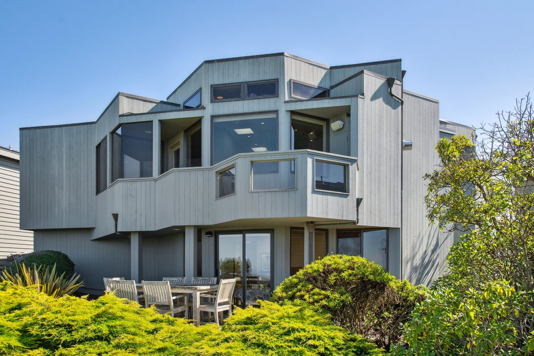 Bodega Bay, California, United States 2 - 16324174