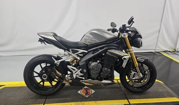 マルボーロ 420 luxury and exclusive motorcycles for sale by dealers