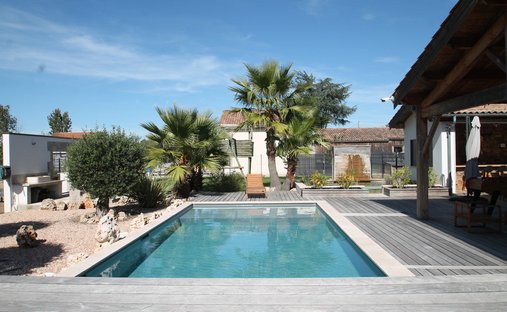 Castle for Sale in Marmande, Nouvelle-Aquitaine, France