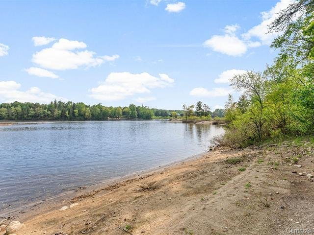 House in Chapeau, Quebec, Canada 4 - 16295972