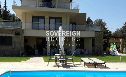 House in Pylaia, Macedonia and Thrace, Greece 1