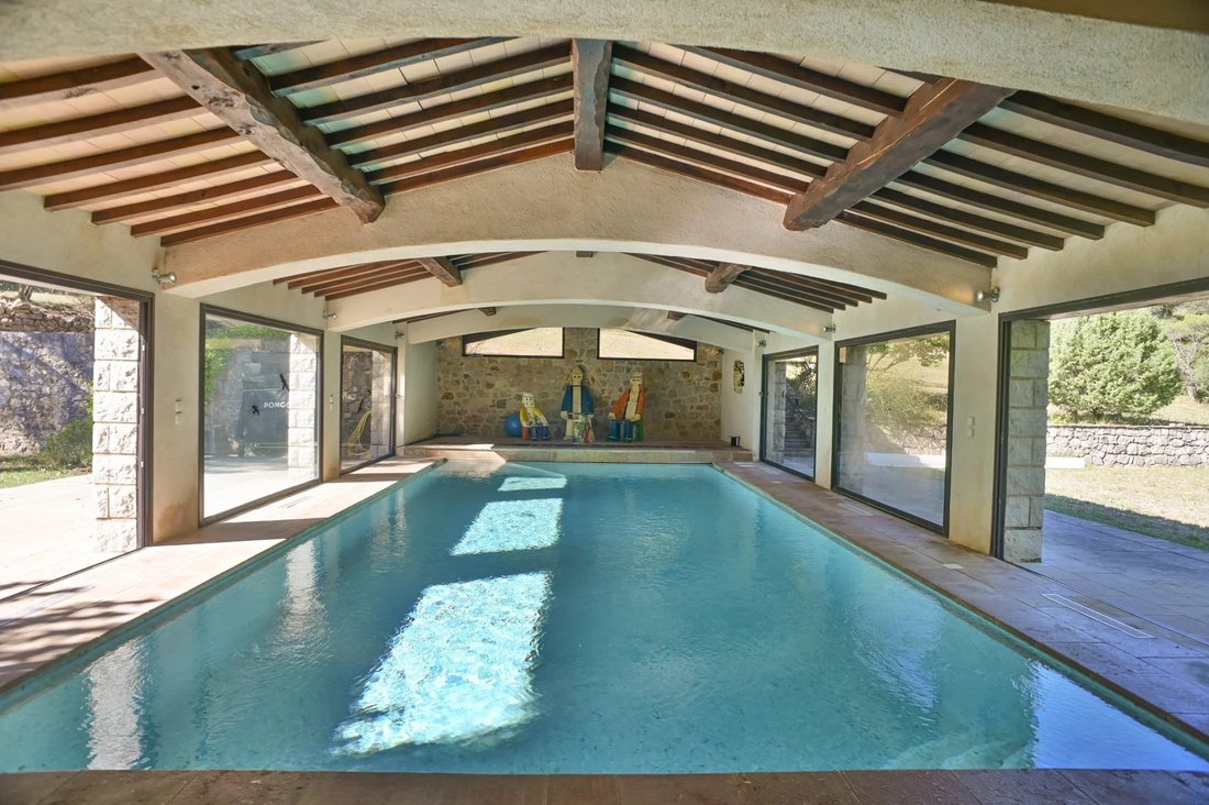 Country House in Seillans, Provence-Alpes-Côte d'Azur, France 2 - 16321394