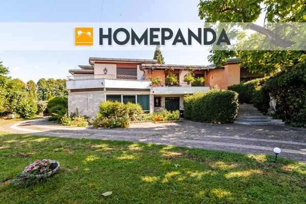 Villa in Marano Vicentino, Veneto, Italy 1 - 16323096