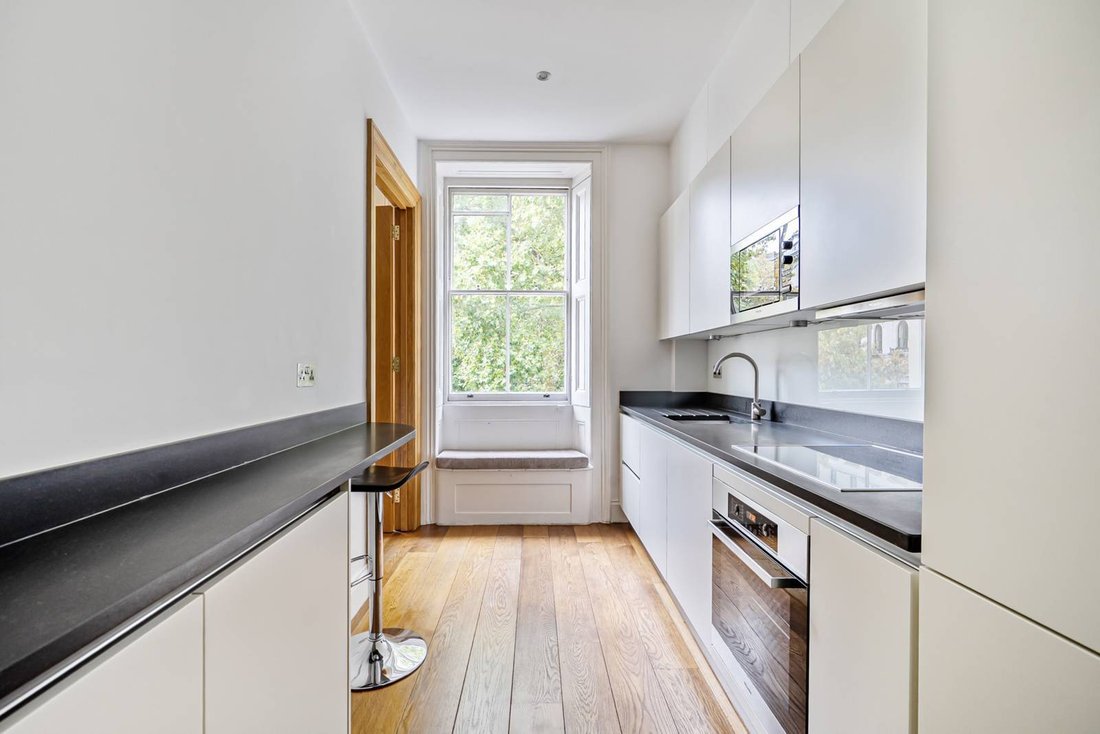 Apartment in Knightsbridge, Kensington And Chelsea, England 3 - 16323007