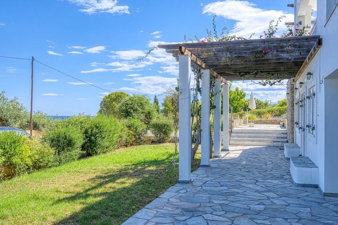 Villa in Koinotita Portoxeliou, Kranidi, Greece 3 - 16322866