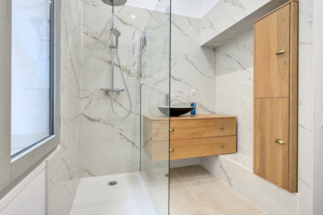 Apartment in Comtale-Cente-Cours Mirabeau, Aix-en-Provence, France 2 - 16324133