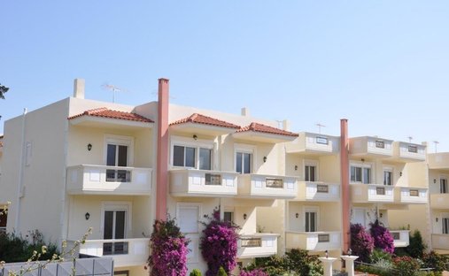 Galataki Community, Saronikos, Grecia 1