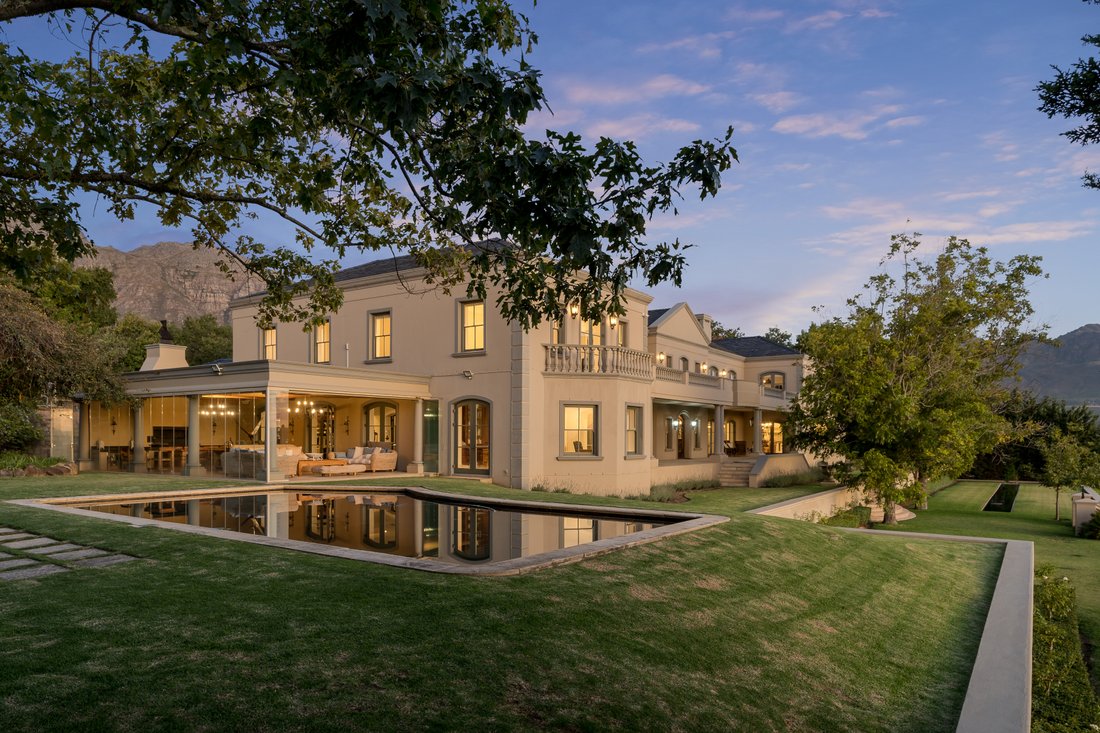 Estate in Stellenbosch, Western Cape, South Africa 2 - 16322273