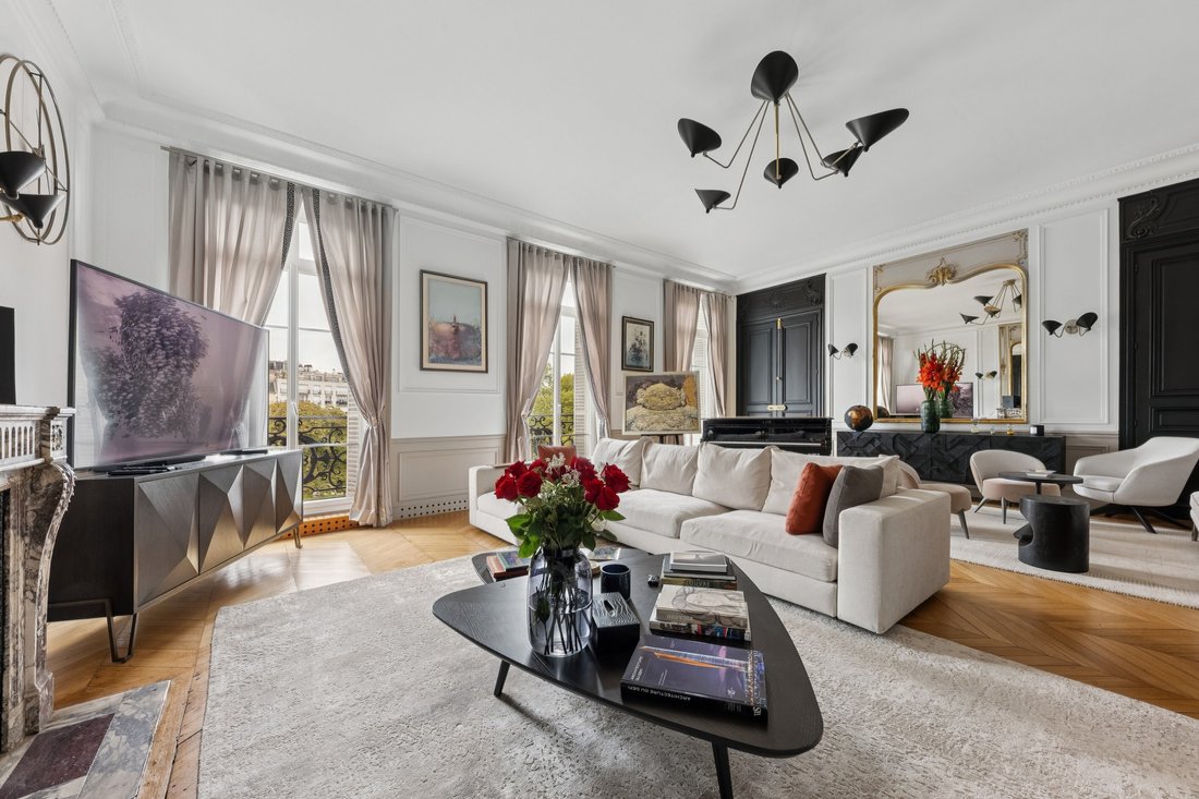 Apartment in Vaugirard-Parc des Expositions, Paris 15e Arrondissement, Paris 2 - 16324170