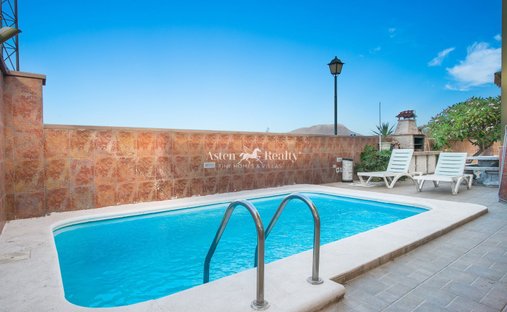 Haus in Arona, Kanarische Inseln, Spanien 1