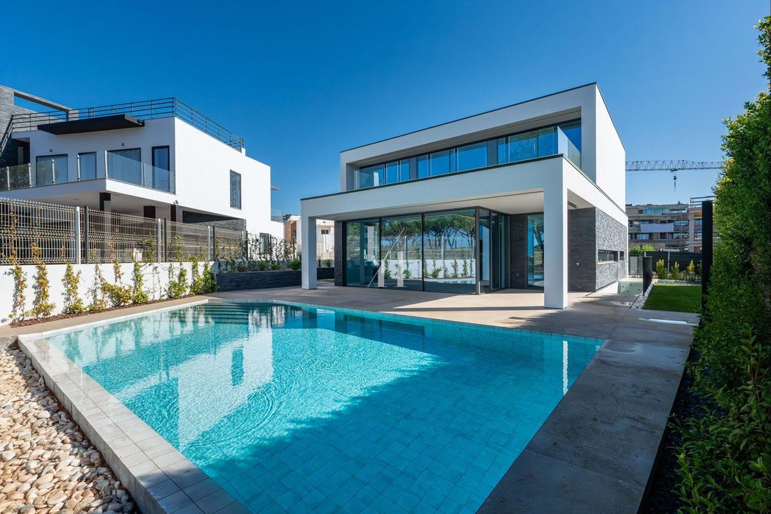 Villa in Vilamoura, Quarteira, Algarve 1 - 16322477