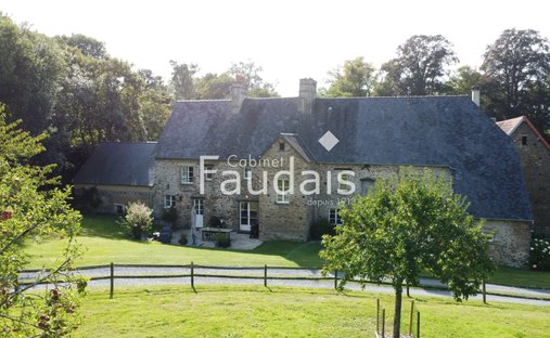 Castle for Sale in Agneaux, Normandy, France