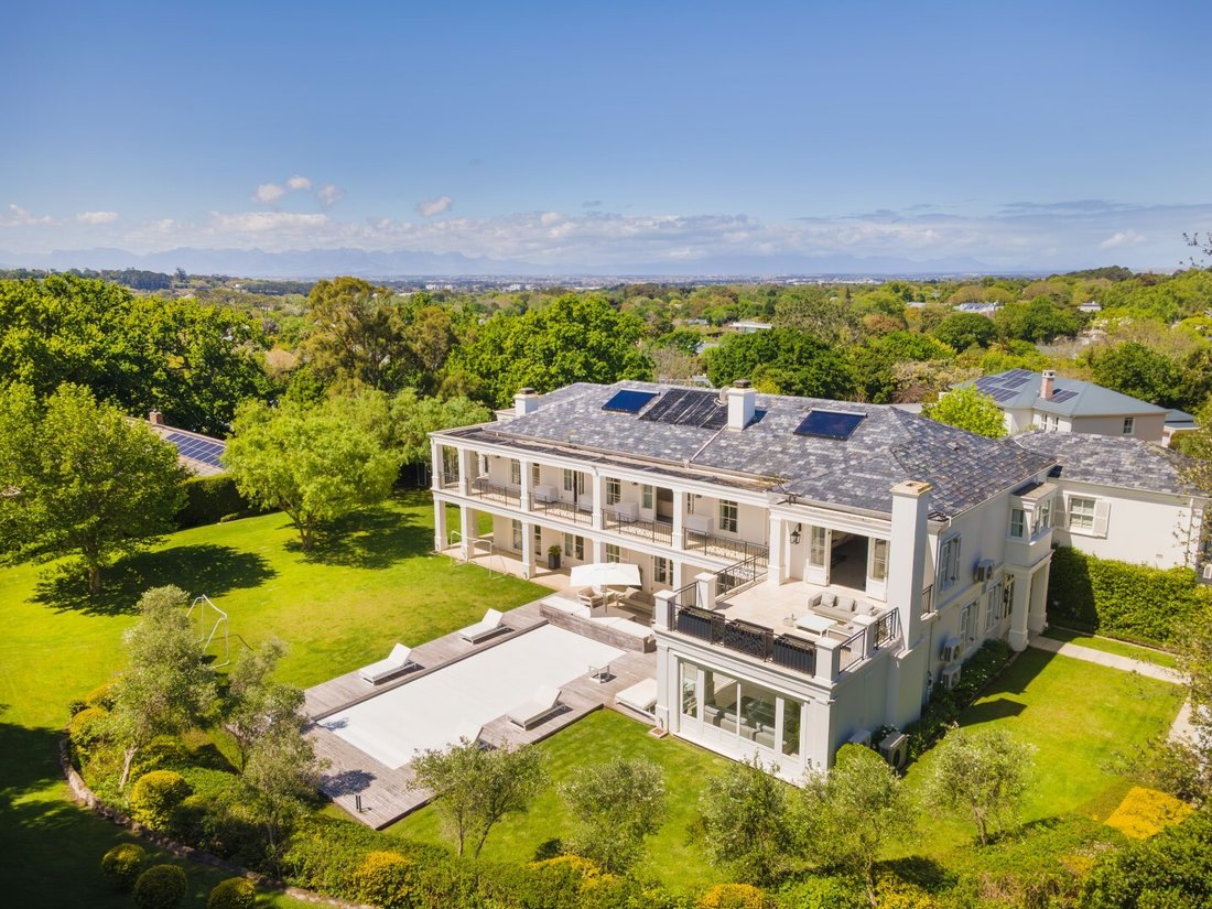 Haus in Constantia, Southern Suburbs, Kapstadt 1 - 16322291