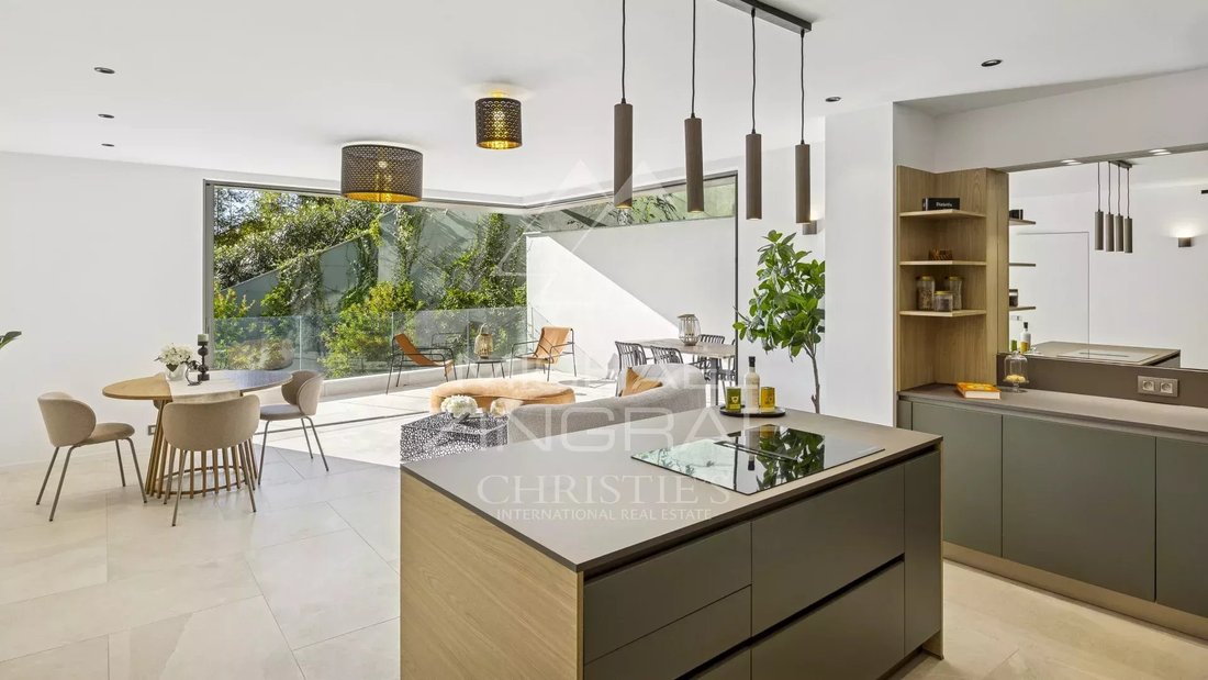 Apartment in Mandelieu-la-Napoule, Provence-Alpes-Côte d'Azur, France 2 - 16321734