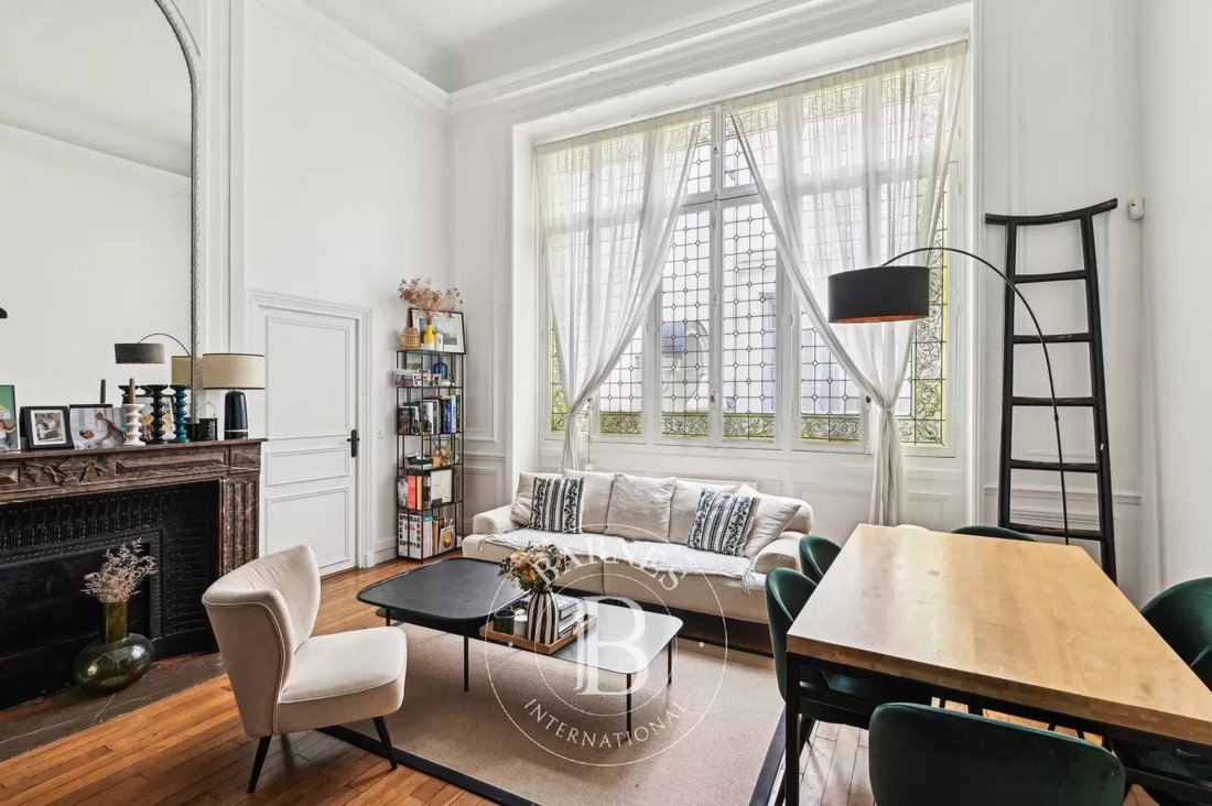 Apartment in Invalides, Paris 7e Arrondissement, Paris 3 - 16321822
