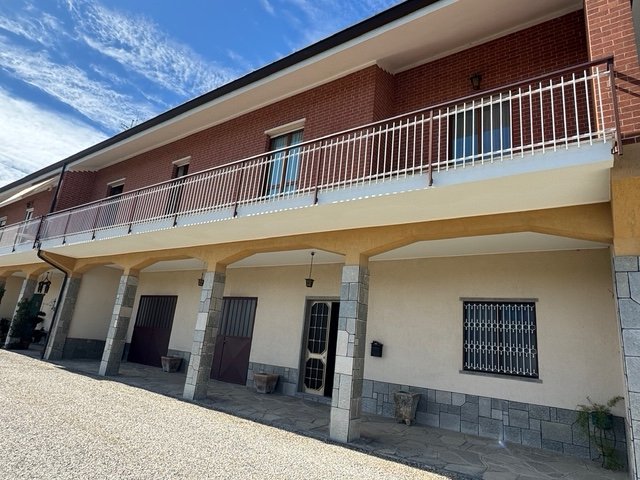 House in Barolo, Piedmont, Piedmont, Italy 2 - 16323780