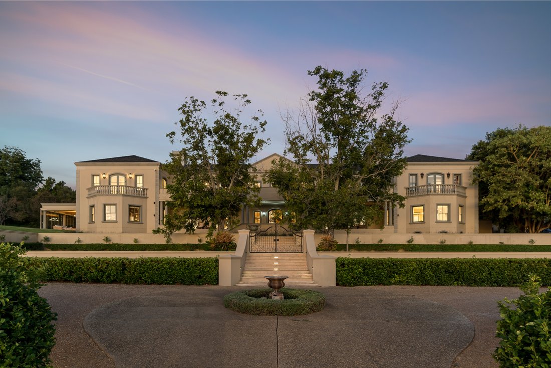 Estate in Stellenbosch, Western Cape, South Africa 1 - 16322273