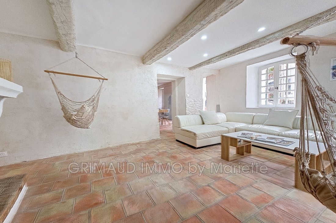 Villa in La Garde-Freinet, Provence-Alpes-Côte d'Azur, France 2 - 14149648