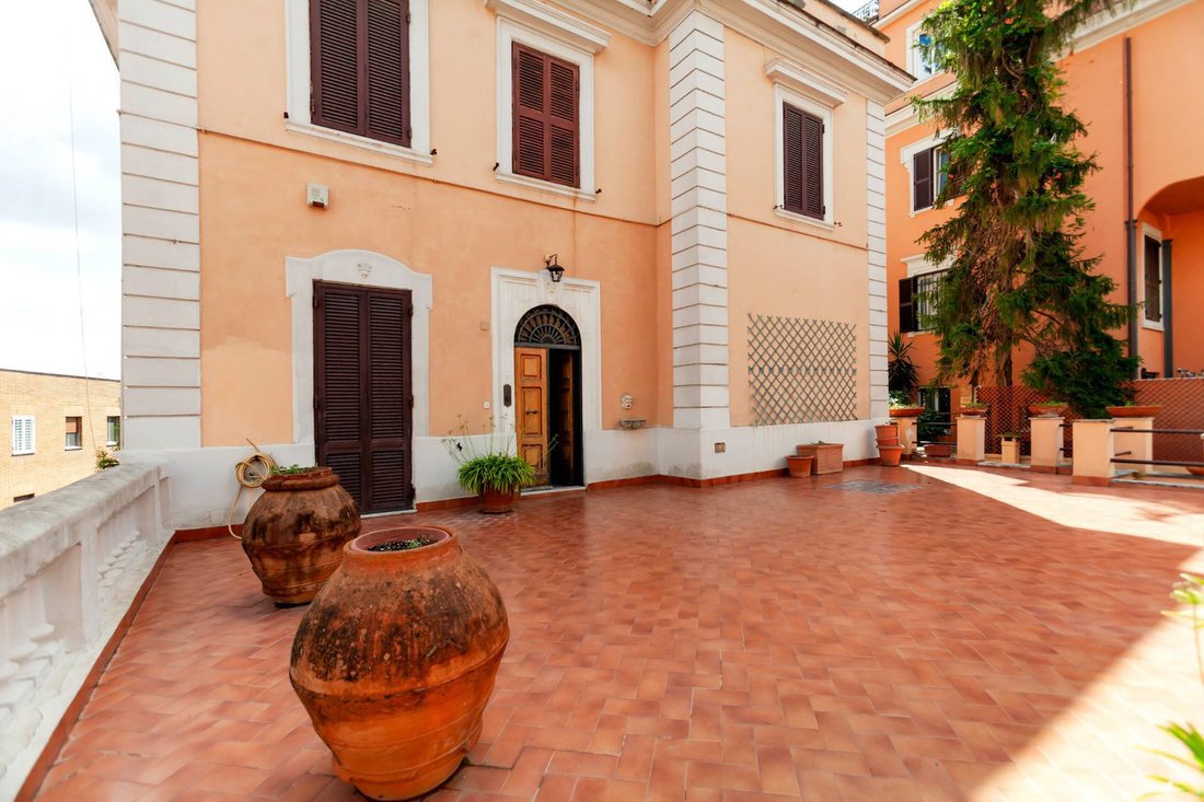 House in Gianicolense, Rome, Lazio 3 - 16321447