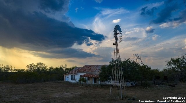 Farm Ranch in Gonzales, Texas, United States 5 - 16322422