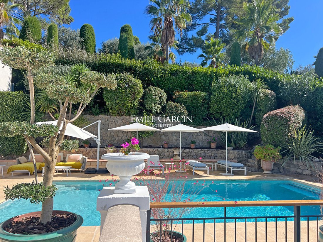 Villa in Mougins, Provence-Alpes-Côte d'Azur, France 1 - 16324568