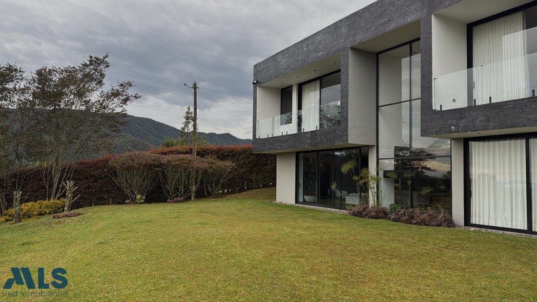 House in Envigado, Retiro, Colombia 4 - 16324646