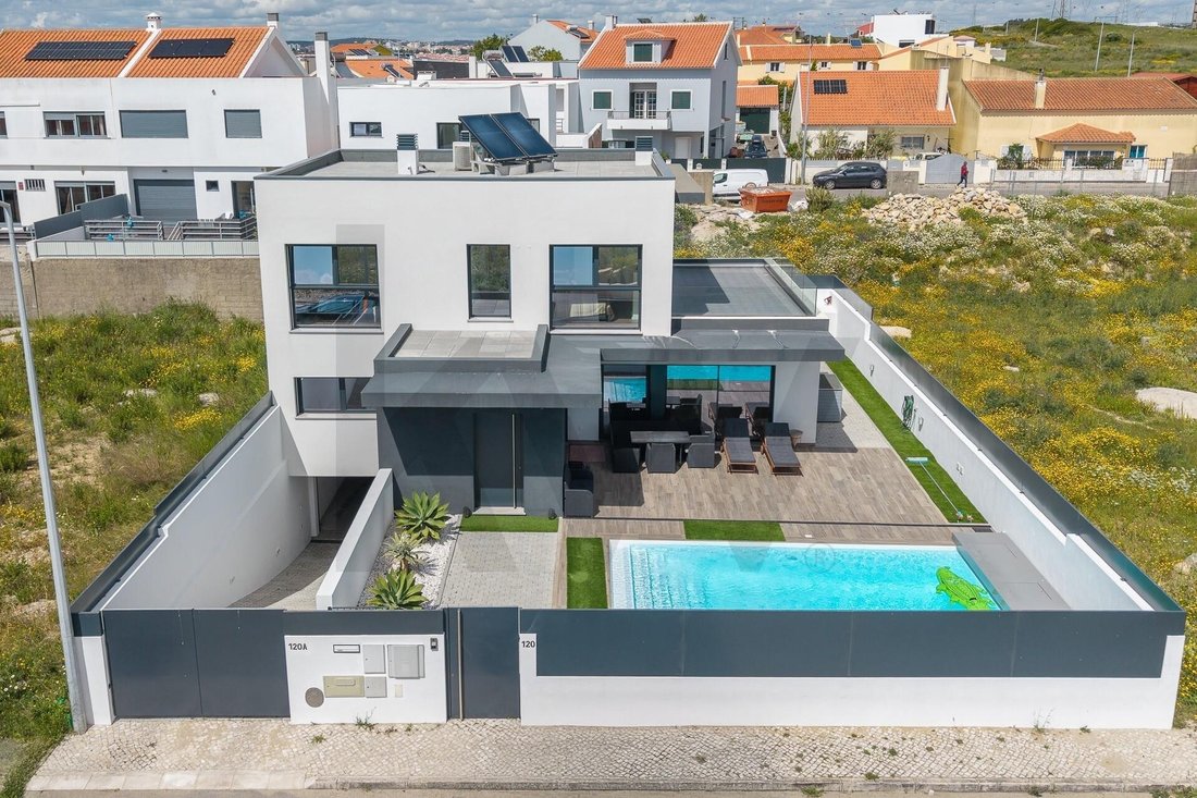 Townhouse in Sao Domingos de Rana, Lisbon, Portugal 2 - 16324293