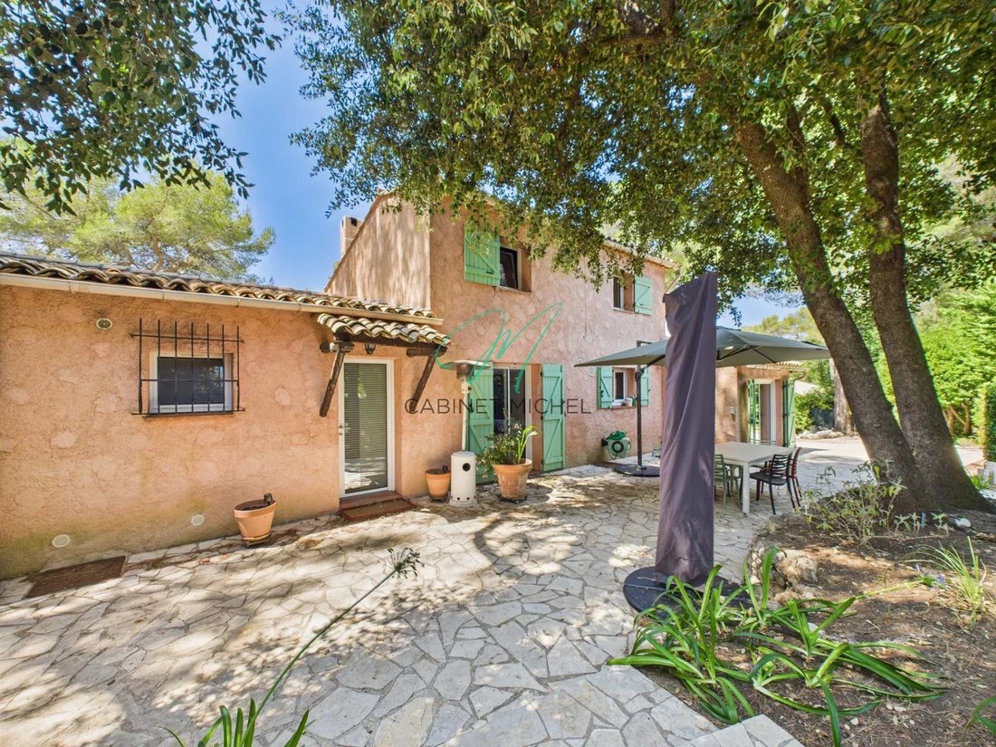 House in Valbonne, Provence-Alpes-Côte d'Azur, France 3 - 16324810