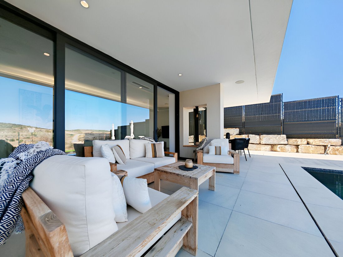 Villa in Estepona, Andalusia, Spain 4 - 16324767