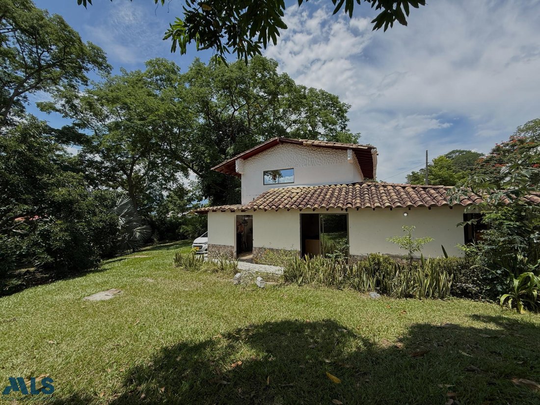 Finca in Sopetrán, Antioquia, Colombia 3 - 16324652
