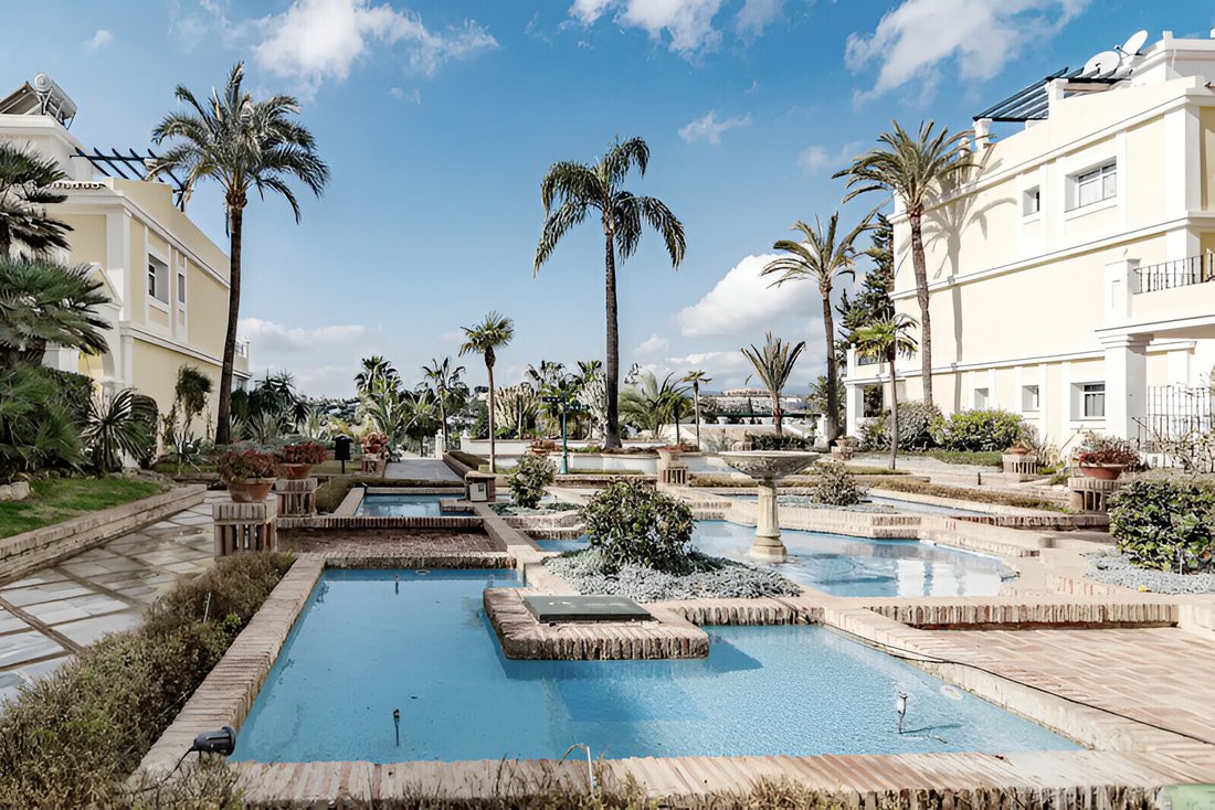 Penthouse in Nueva Andalucia, Marbella, Spain 3 - 16324702