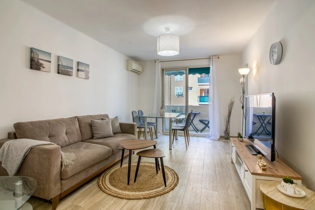 Apartment in Le Port, Nice, France 1 - 16324636