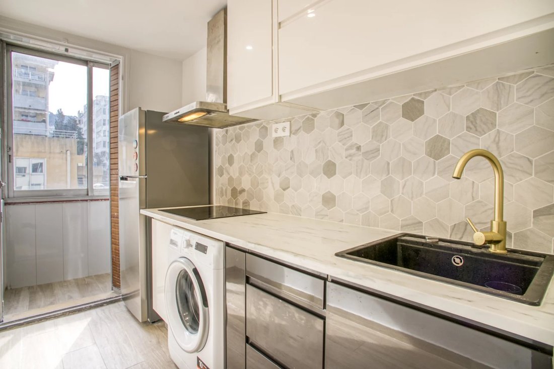 Apartment in Le Port, Nice, France 5 - 16324636