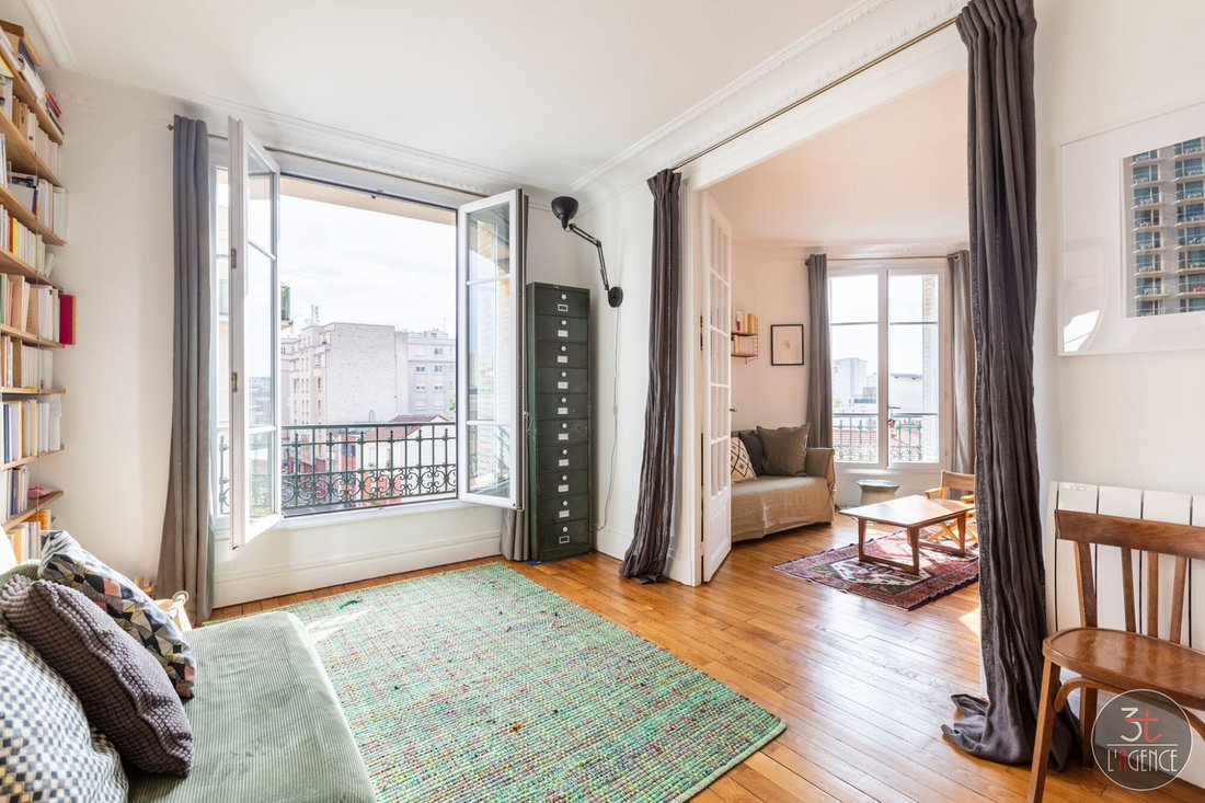 Apartment in Arrondissement of Bobigny, Ile-de-France, France 1 - 16325880