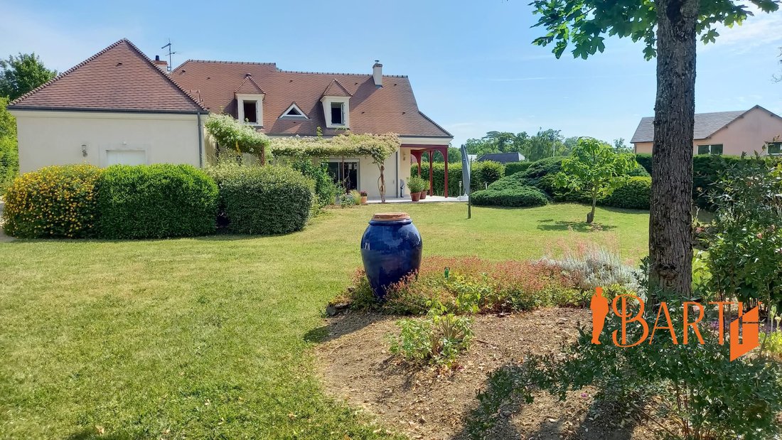 House in Saint-Doulchard, Centre-Val de Loire, France 2 - 16325860