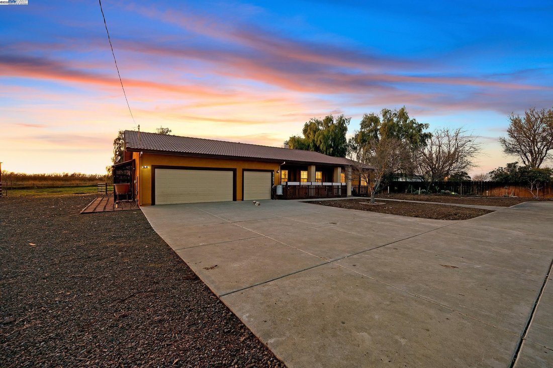 House in Tracy, California, United States 2 - 16325258