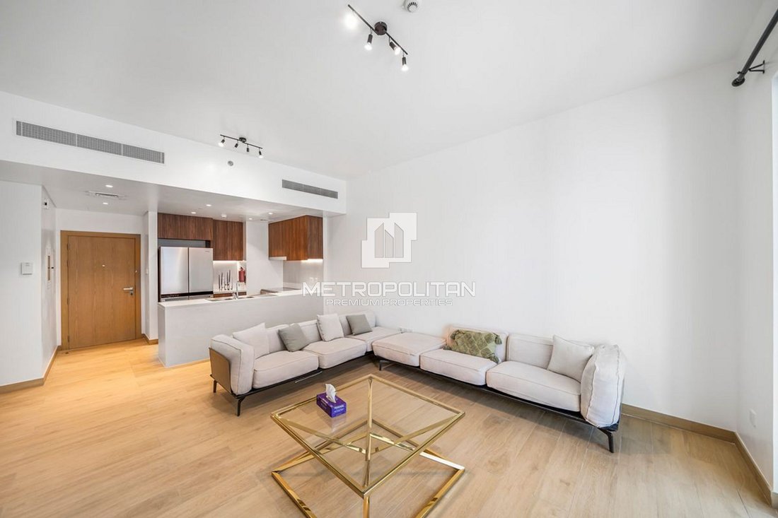 Apartment in Jumeirah, Dubai, United Arab Emirates 2 - 16325456
