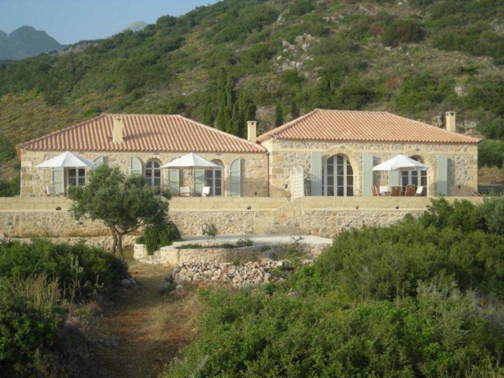 Estate in Lefktro, Peloponnese, Western Greece and the Ionian, Greece 2 - 16325970