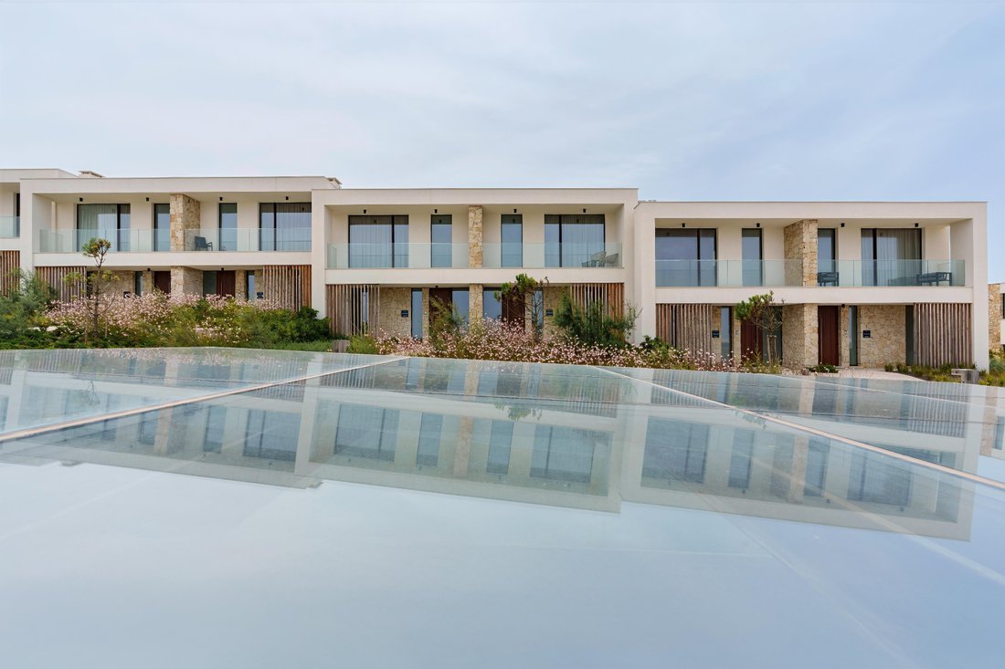 Townhouse in Vau, Leiria District, Portugal 1 - 16326370