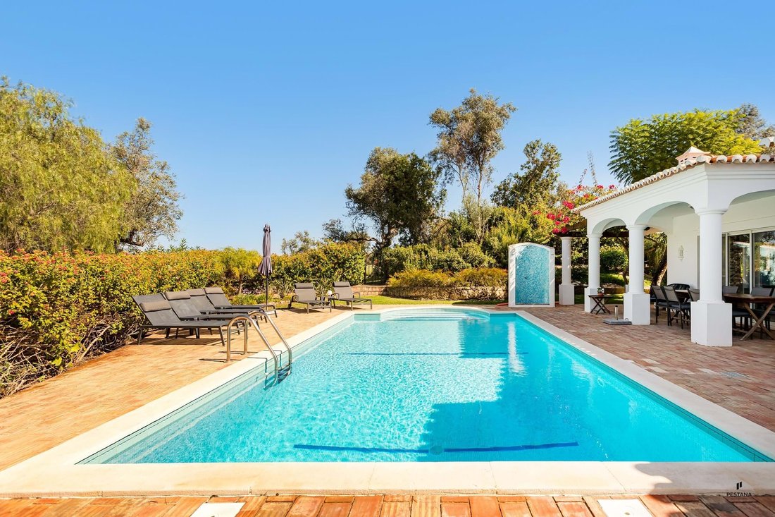 Villa in Carvoeiro, Algarve, Portugal 4 - 14430358