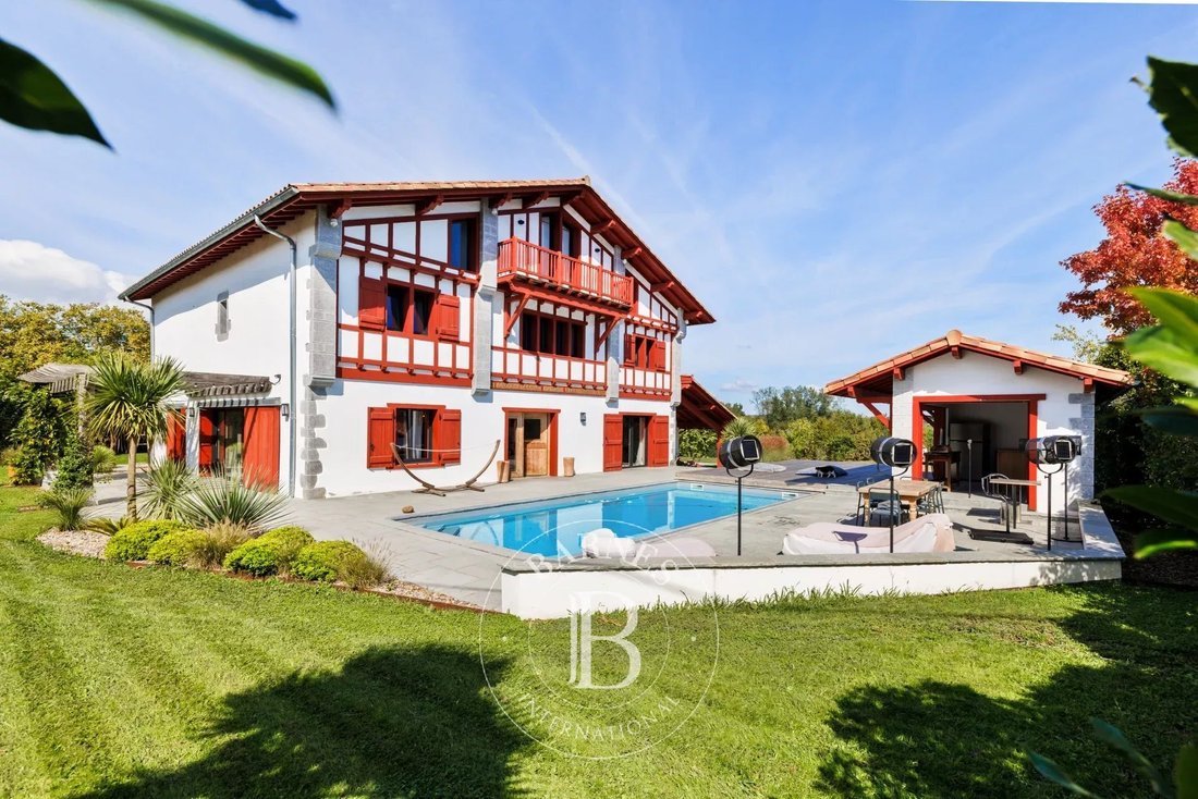 House in Larressore, Nouvelle-Aquitaine, France 2 - 16326935